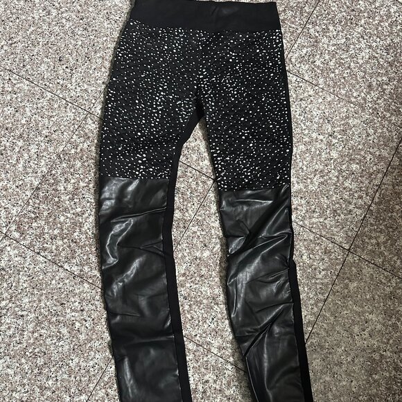 Dutch Blonde Leggings - Picture 1 of 2